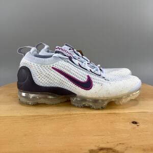 Womens 7 / 5.5Y - Nike Air Vapormax 2021 Flyknit Shoes Football Grey Hot Fuchsia